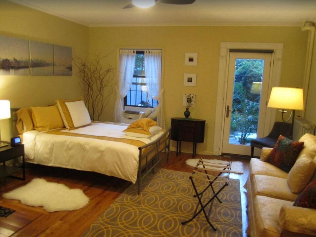 Fully Furnished Entire Floor Apartment In Historic Harlem New York Extérieur photo